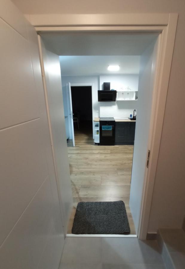 Pastelowy 40 Metrow Z Widokiem Na Ogrod Apartment *