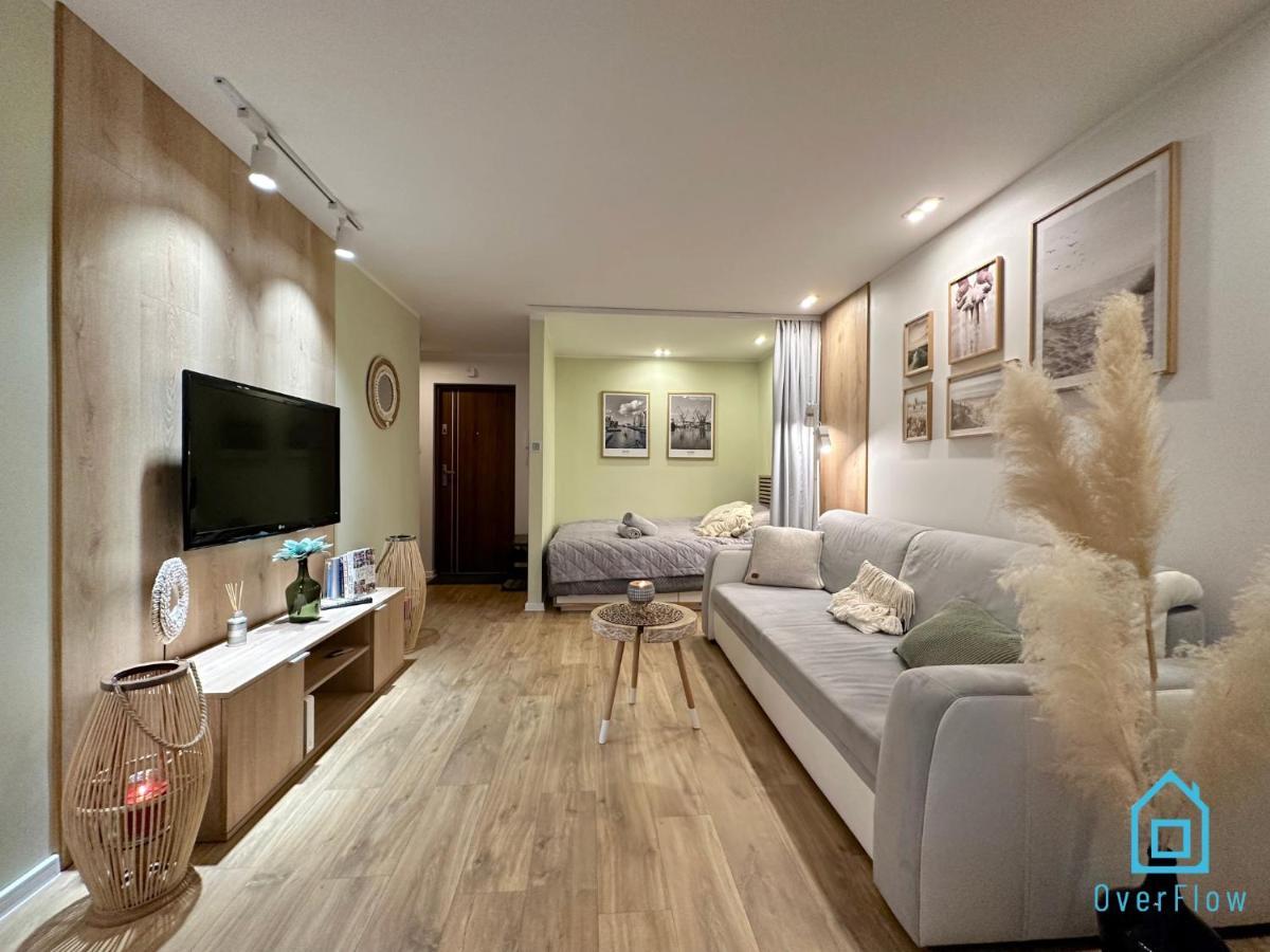 Apartment Boho - 10 Min To Old Town Gdansk,pkp & Shopping Mall