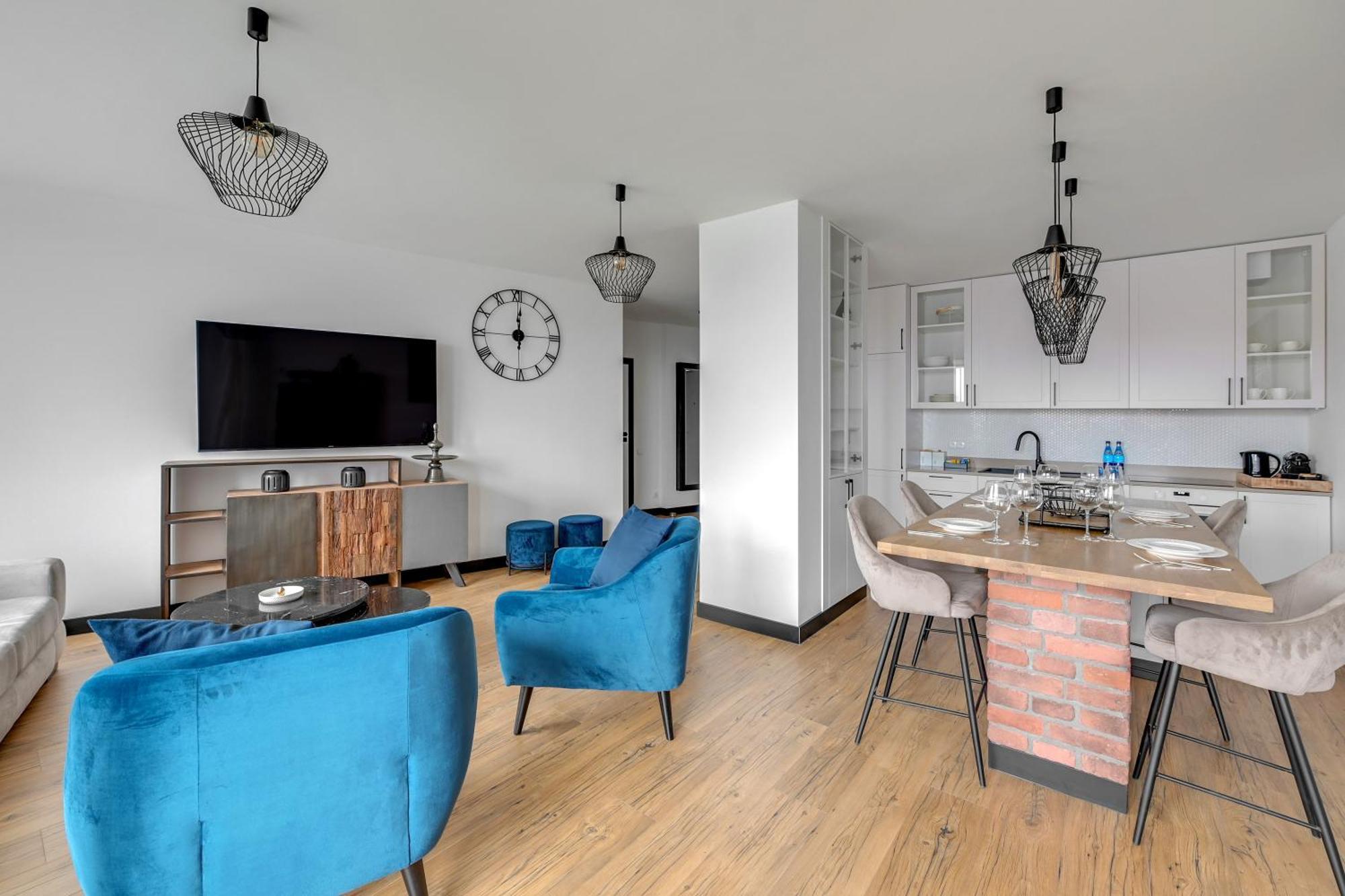 Chlebova - Riverside View Terrace, Free Parking, Gym & Kidsplay By Downtown