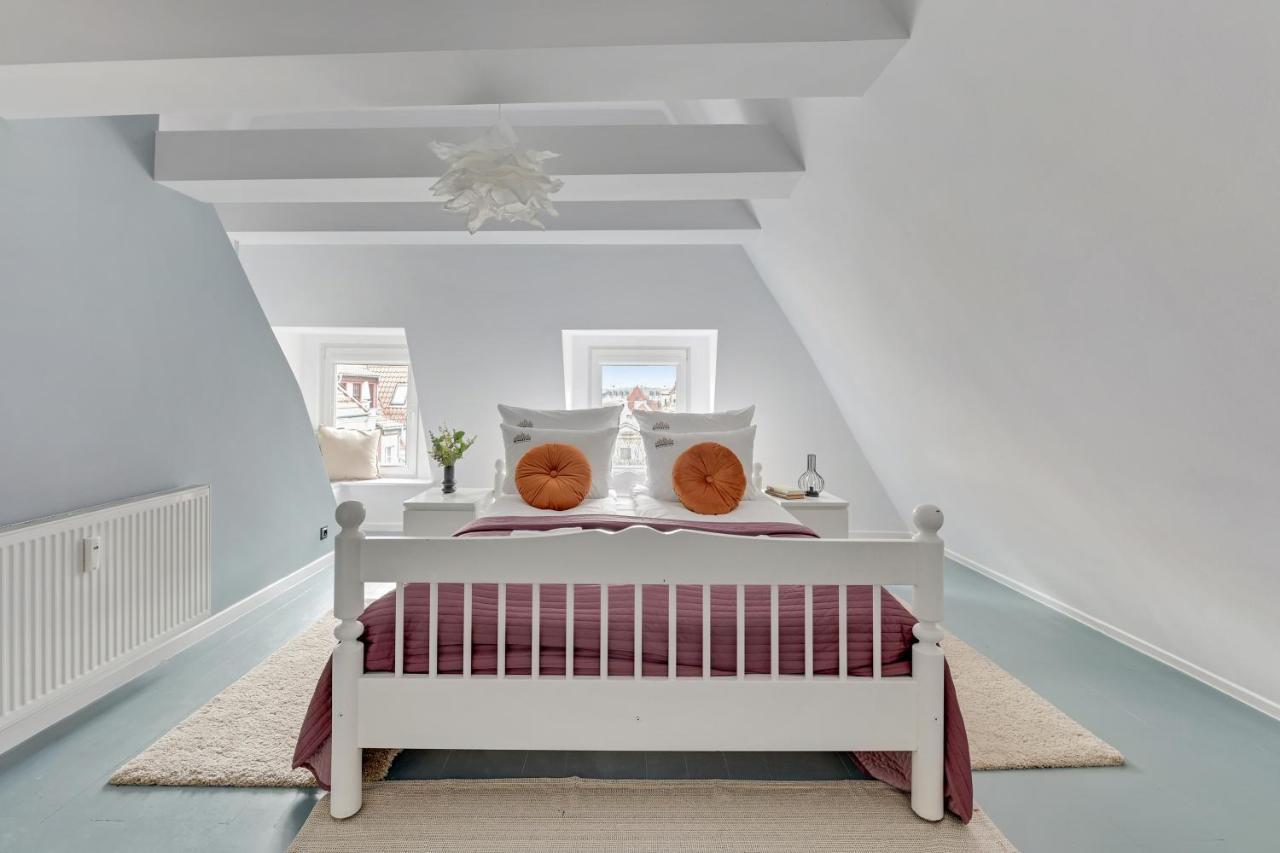 Downtown Old Town Family - Dluga Street Apartment Gdansk