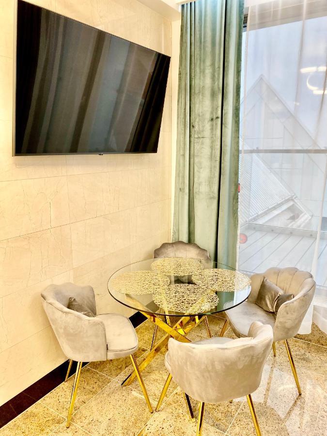 Old Town Wind Rose- Luxury Gdansk- Granaria Apartment Gdansk