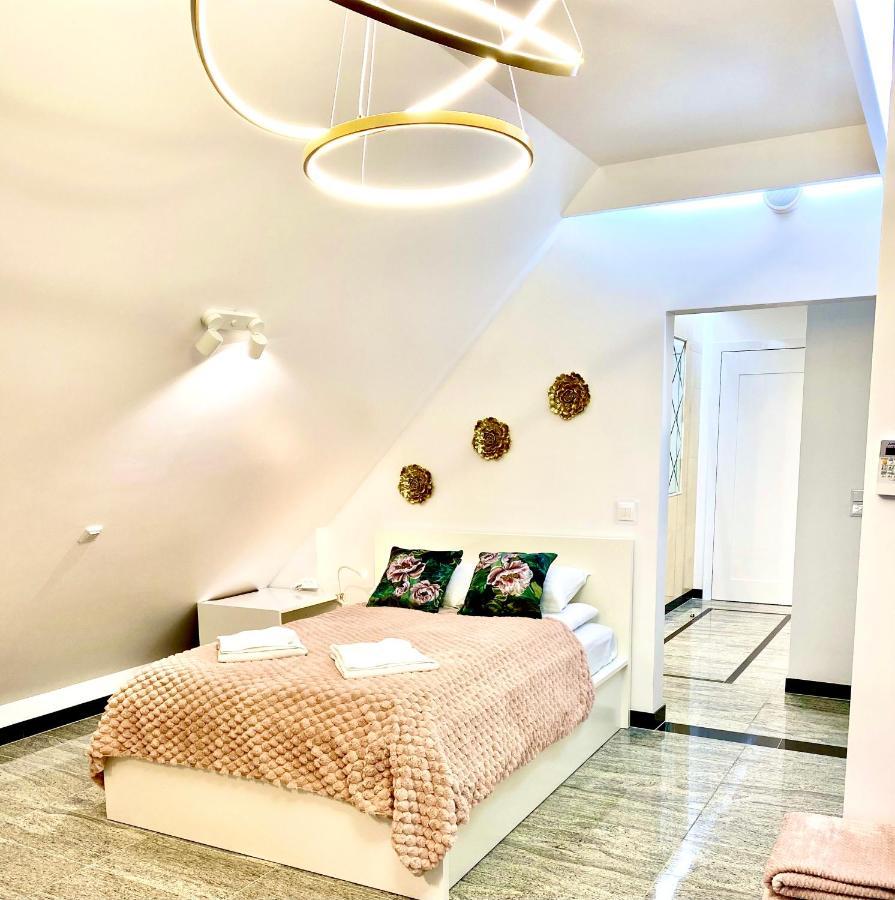Old Town Wind Rose- Luxury Gdansk- Granaria *