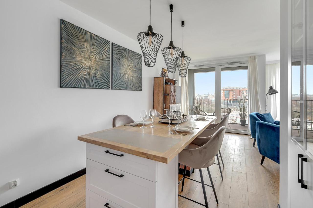 Chlebova - Riverside View Terrace, Free Parking, Gym & Kidsplay By Downtown *