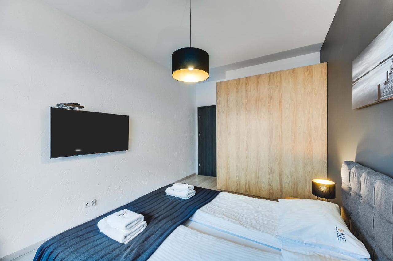 Greenwood With Terrace - Neptun Park By Oneapartments *