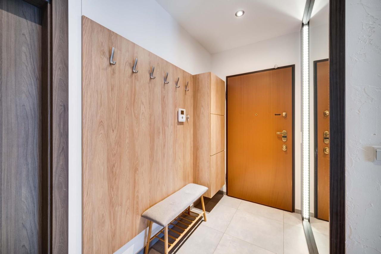 Greenwood With Terrace - Neptun Park By Oneapartments Căn hộ Gdansk