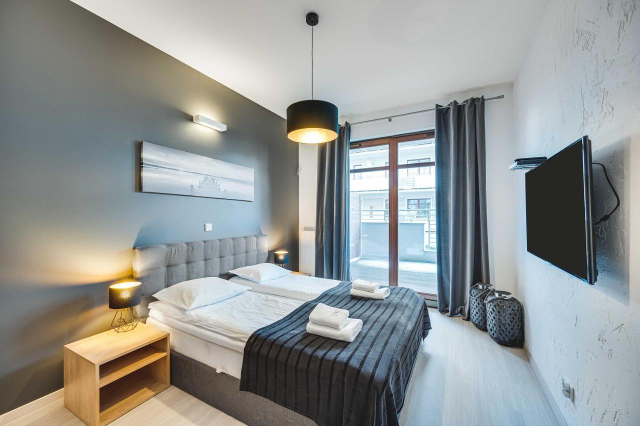 Greenwood With Terrace - Neptun Park By Oneapartments Căn hộ Gdansk