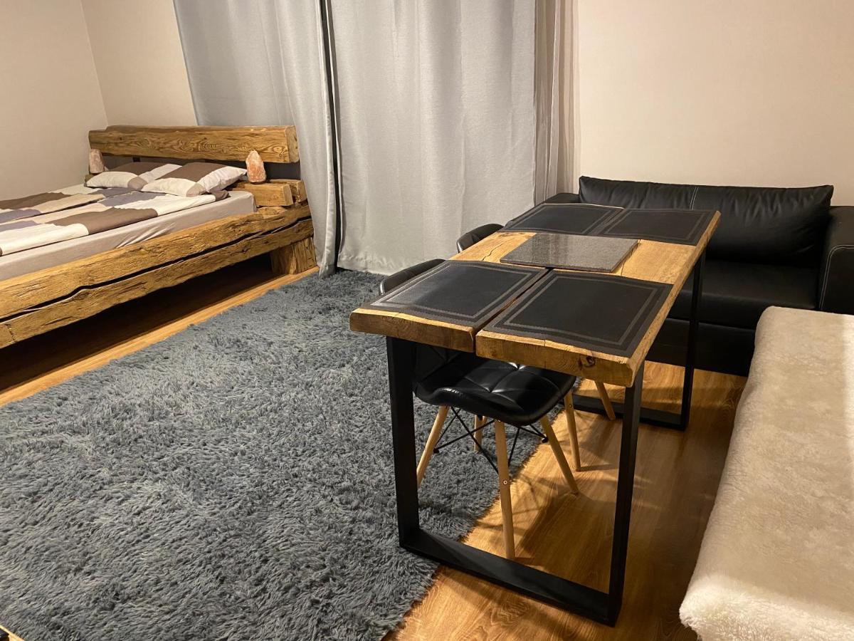 Wooden Apartment *