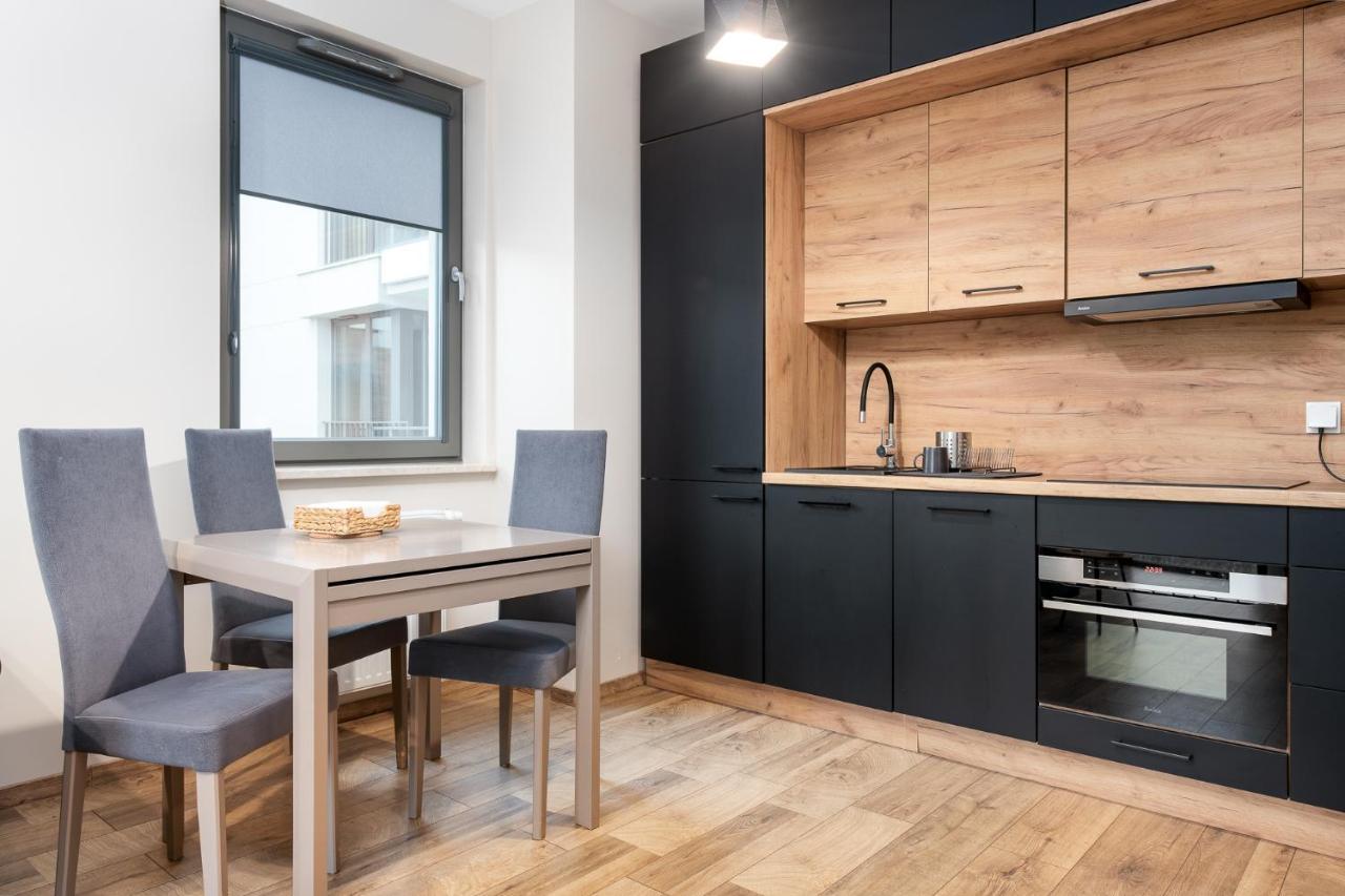 Roof Terrace Old Town With Private Parking Apartment *