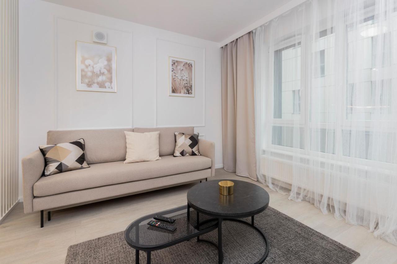 Apartment Business District Studio Slaska By Renters *