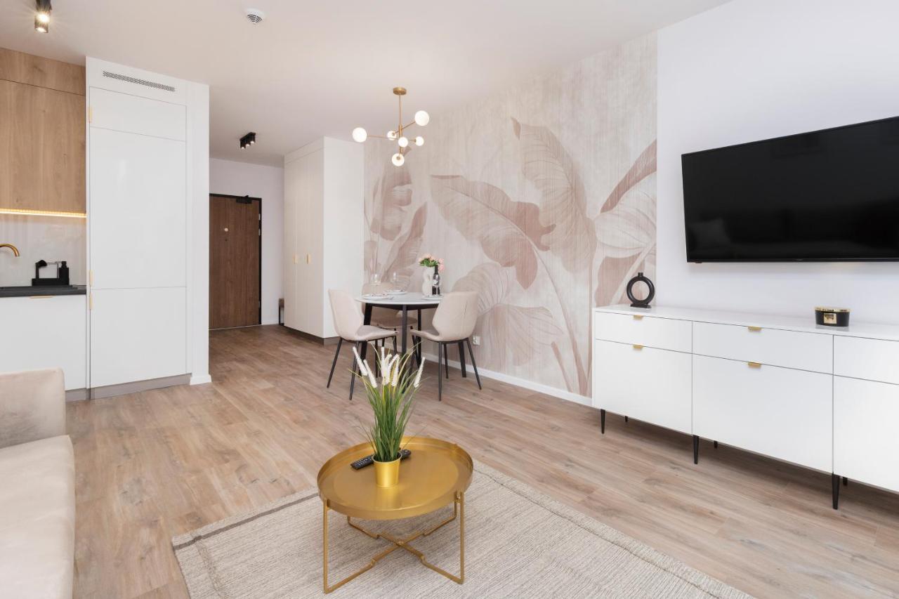 Apartment Business District Studio Slaska By Renters