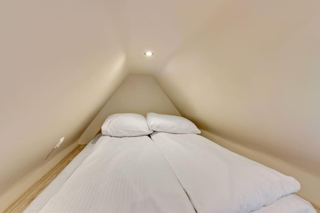 Apartment Hello Sw Ducha Loft For 6 Guests *
