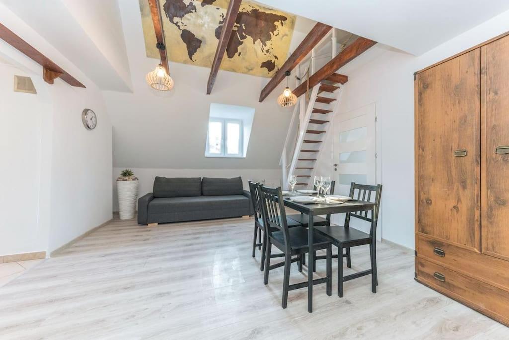 Apartment Hello Sw Ducha Loft For 6 Guests *