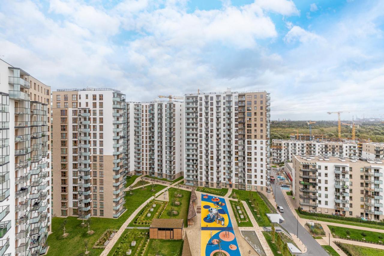 Stadion With Parking By Renters *