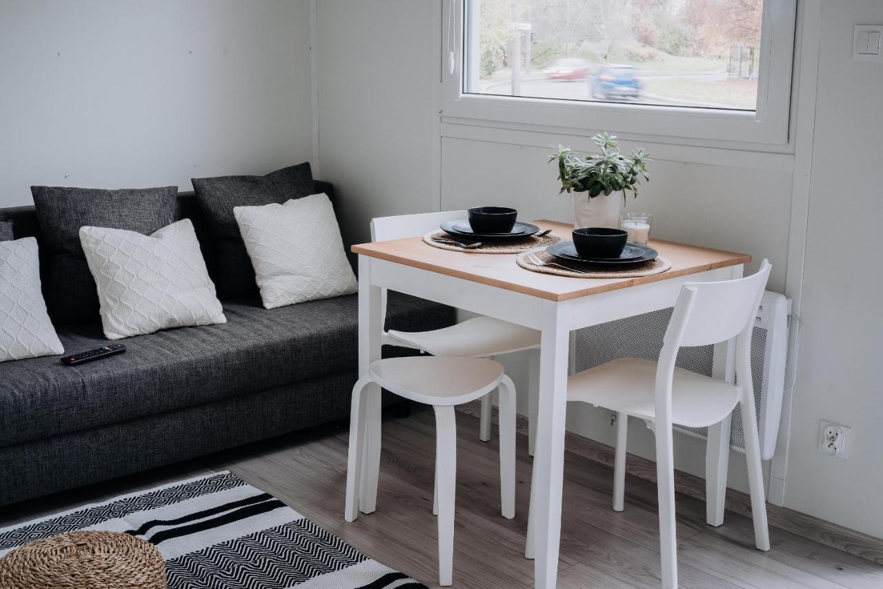 Apartament House Arena