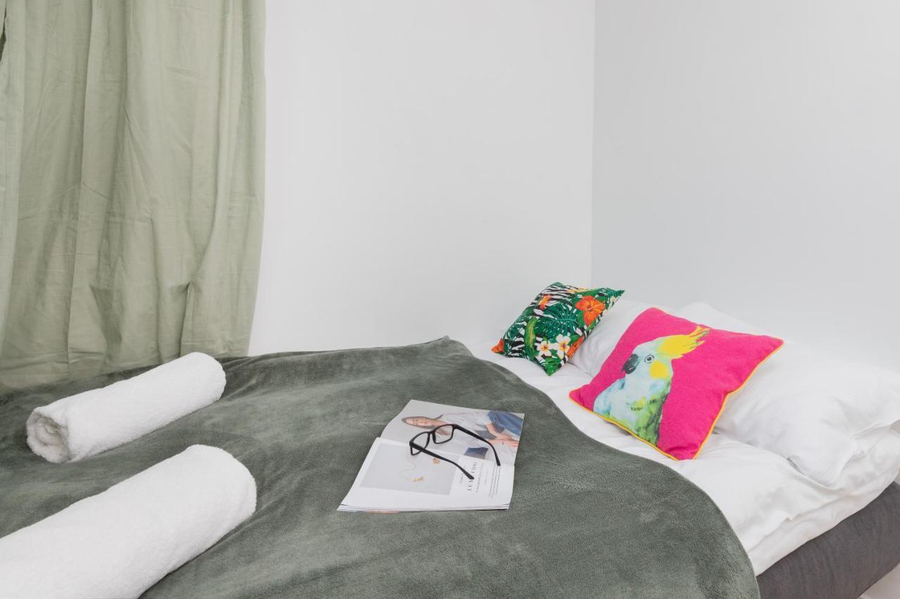 Apartment Przymorze Kolobrzeska Blue Sea By Renters Gdansk