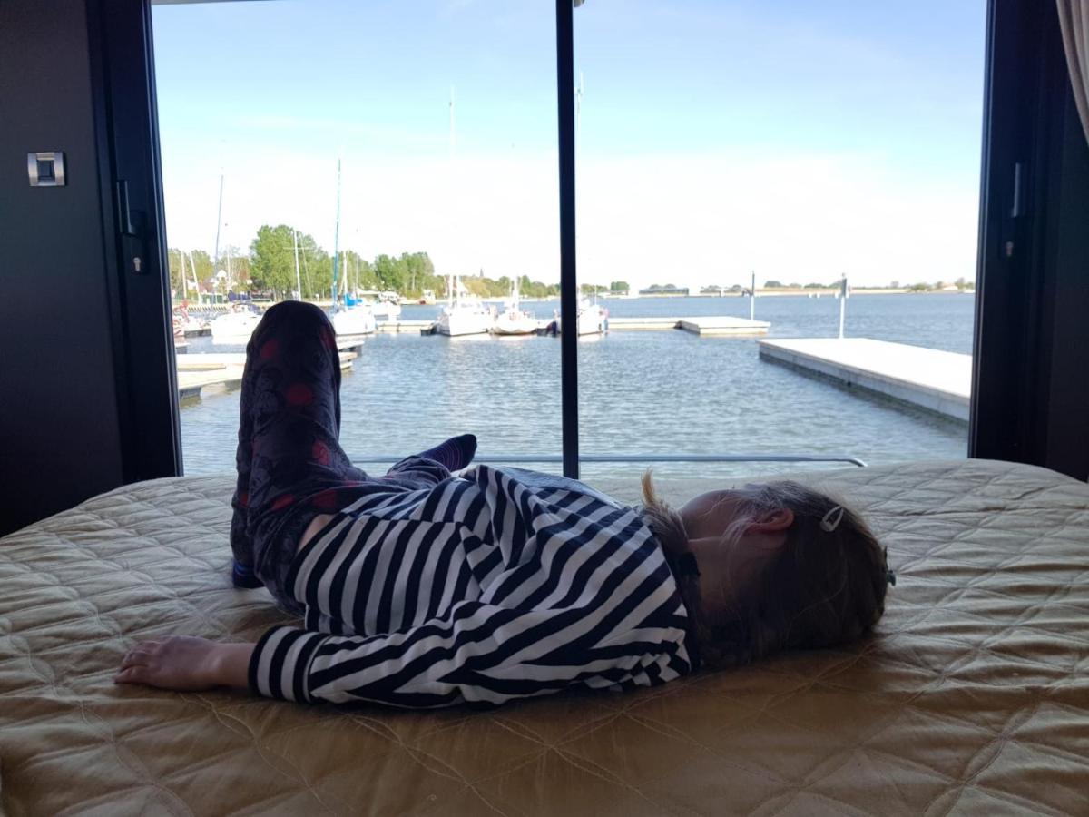 Houseboat Nomadream Botel Gdansk