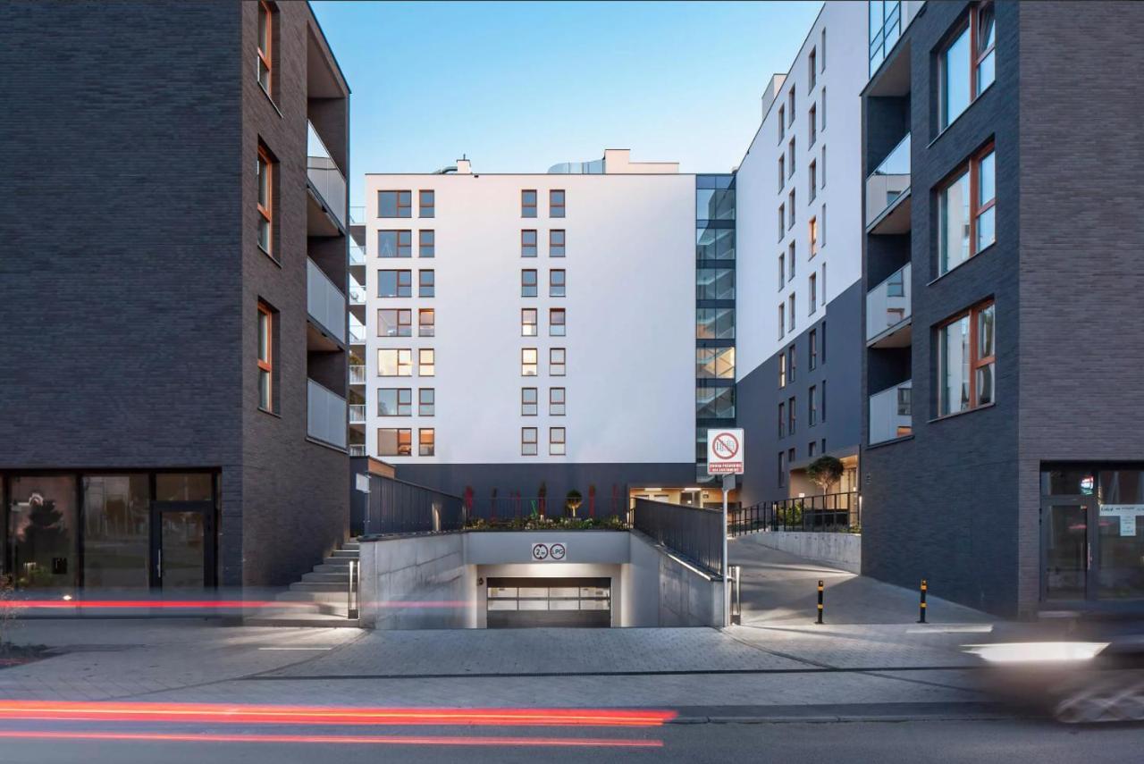Apartament Obok Starowki - Nowka Sztuka! Lägenhet