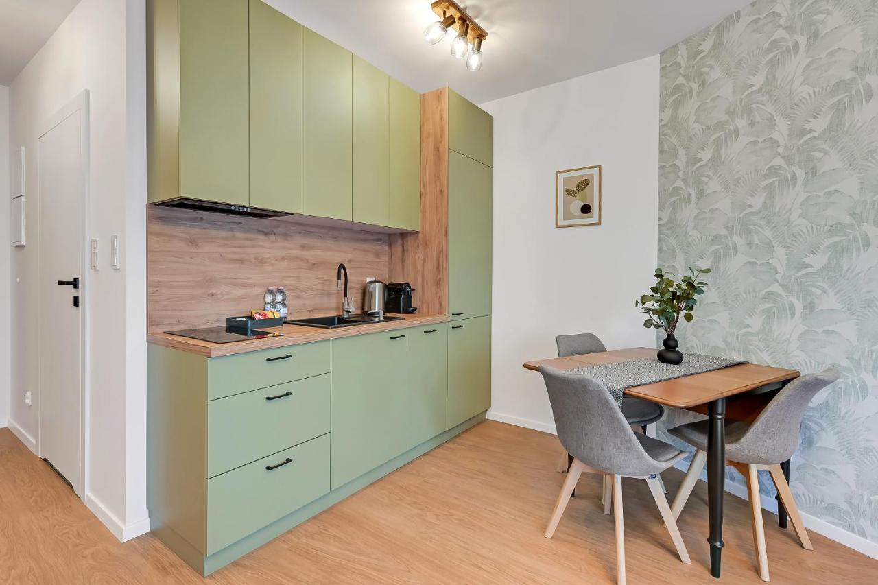 Slaska 12 Living By Downtown Apartment *