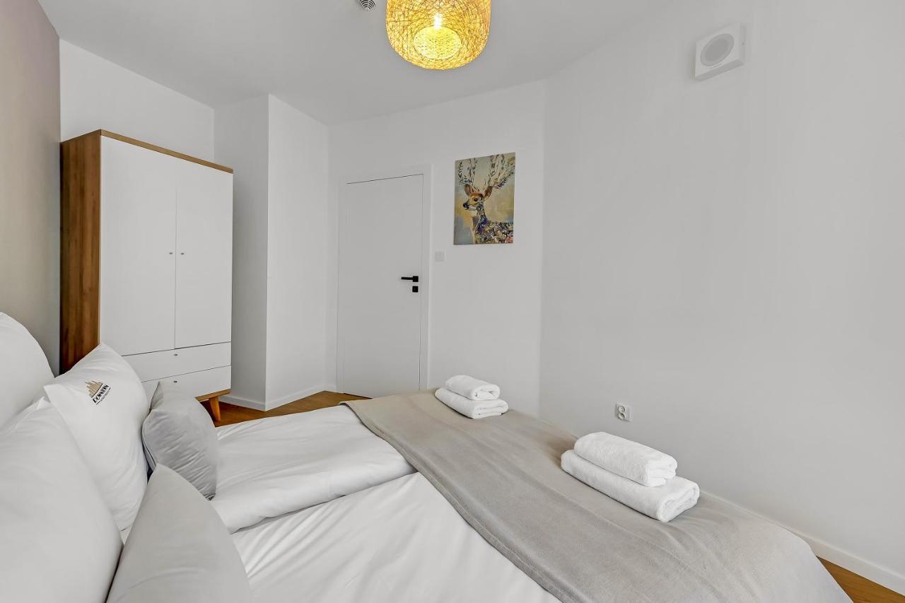 Slaska 12 Living By Downtown Apartment