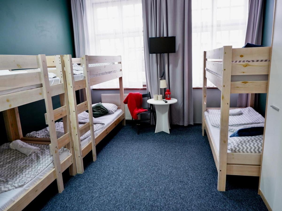 Moon Hostel *