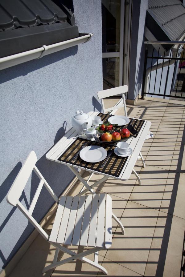 Fiori - Wyspa Sobieszewska Apartamento *