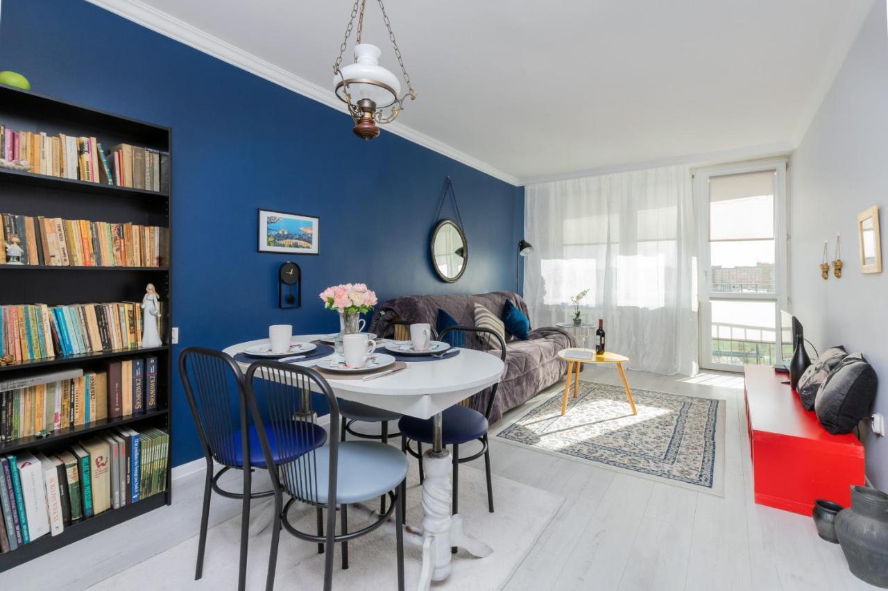 Przymorze With Balcony By Renters Huoneisto Gdańsk