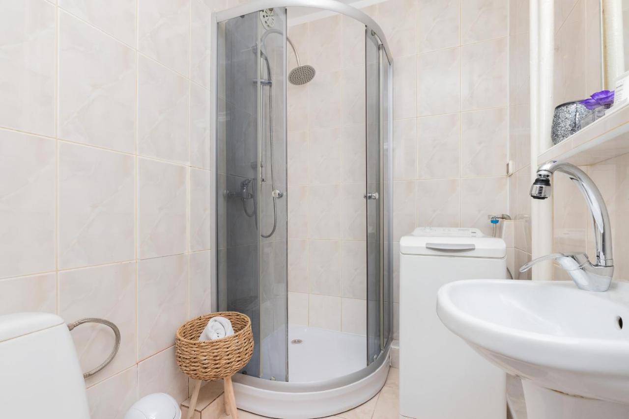 Huoneisto Przymorze With Balcony By Renters