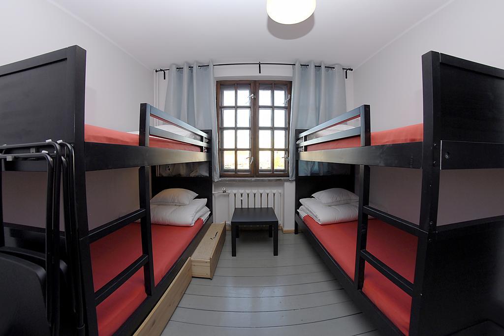 Hostelli 4-friendshostel *