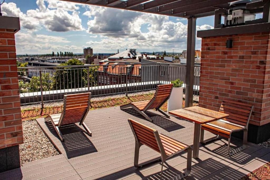 Apartment Garden Gates - Luxury In The Heart Of Old Town *
