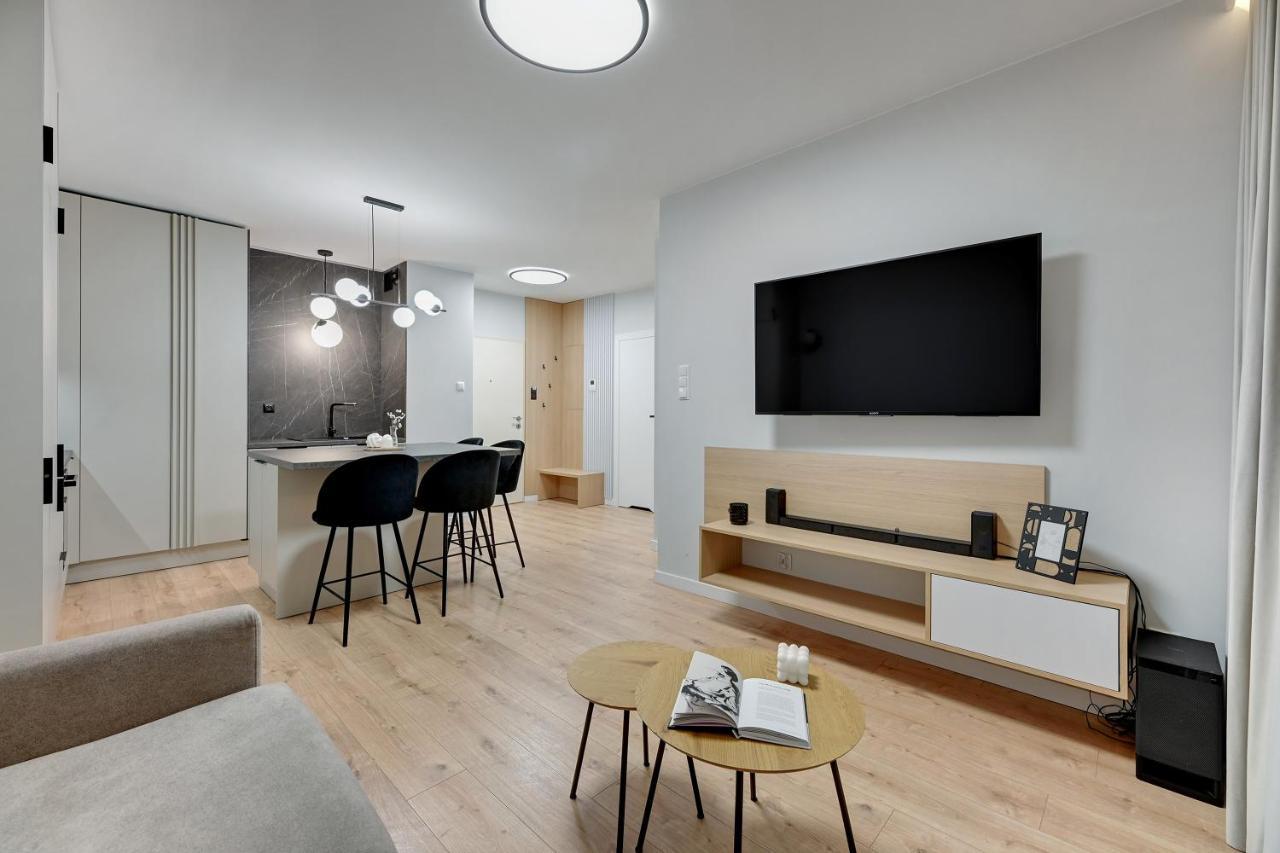 Apartment Grano - Pool, Sauna, & Parking By Downtown Gdansk