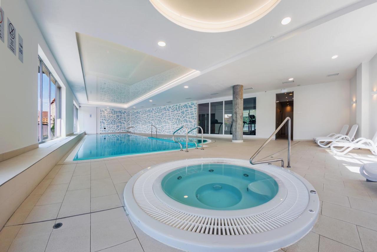 Sun & Snow Waterlane Island Z Basenem Apartamento Gdańsk