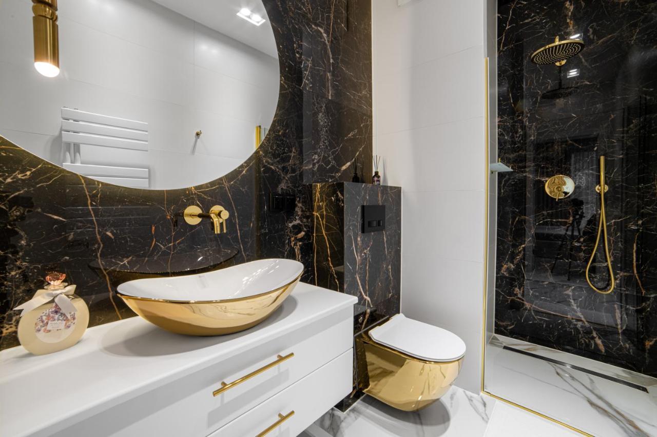 Amber Centrum Lux *