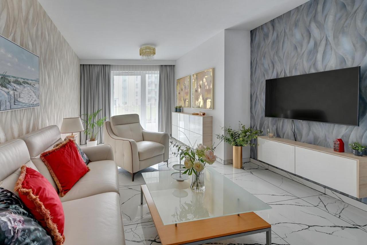 Wave Apartments-gold Exclusive Apartment *