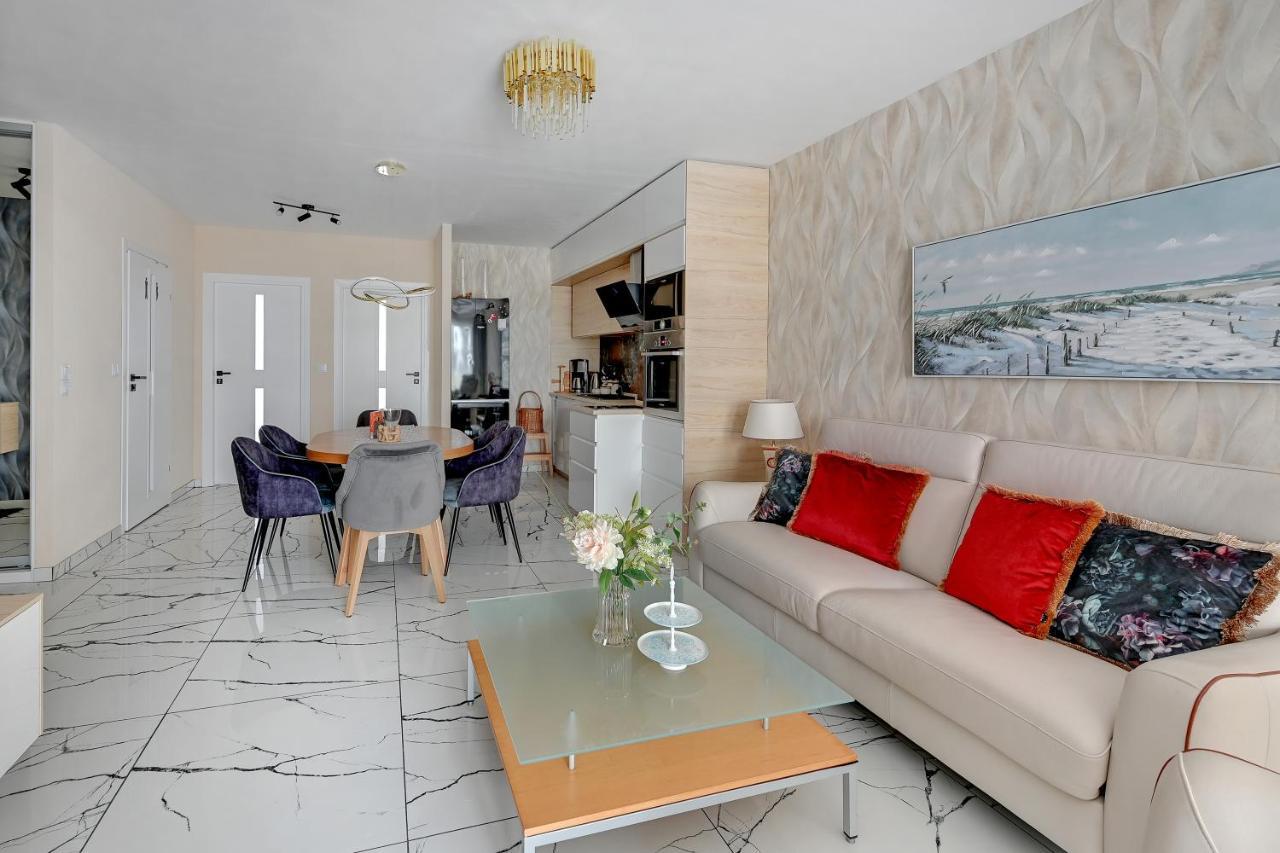 Wave Apartments-gold Exclusive Apartment Gdansk