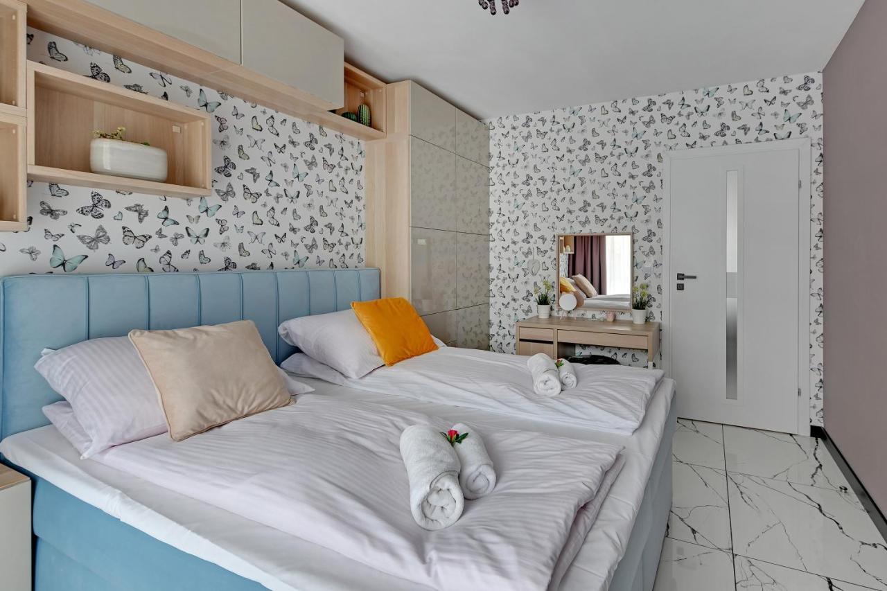 Wave Apartments-gold Exclusive Apartment Gdansk