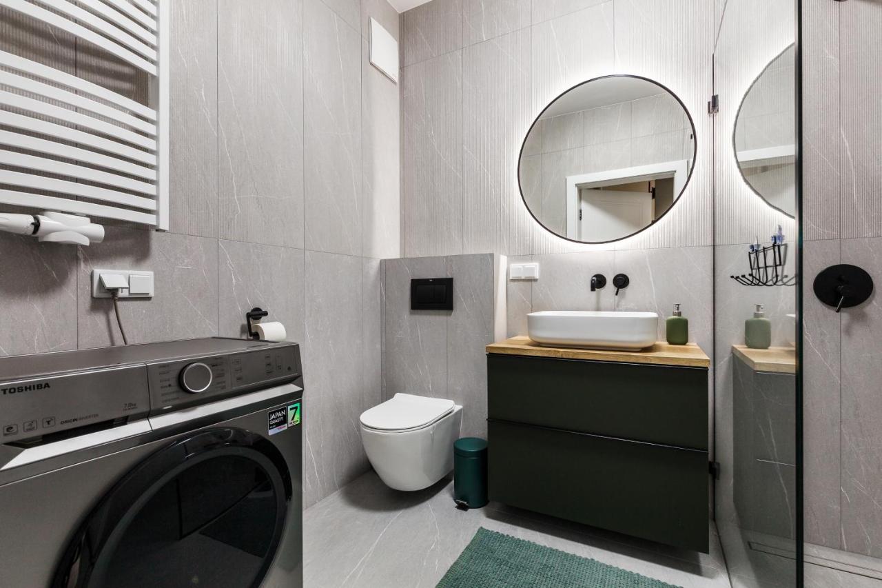 Apartment Uroczy ,,bursztynowy ,, Blisko Plazy , Parking W Cenie
