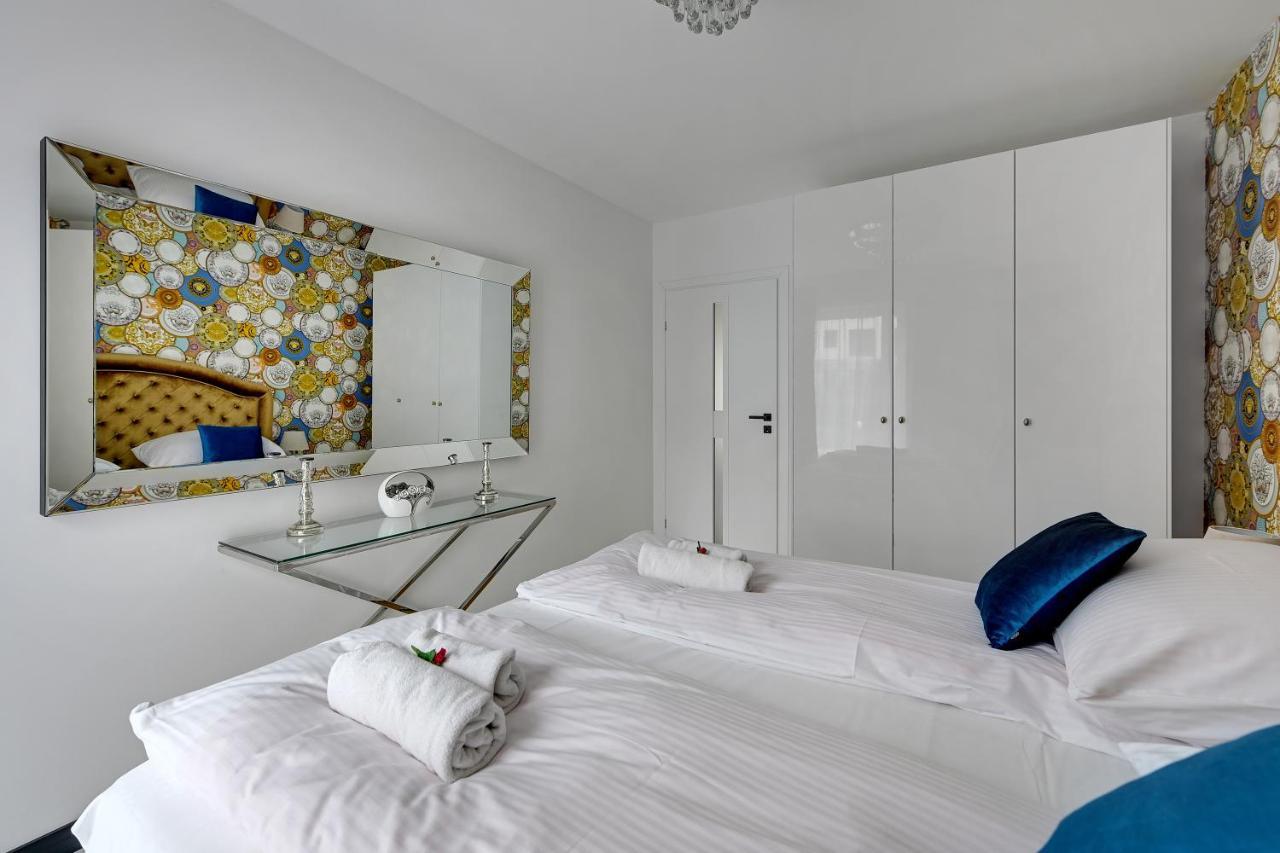 Wave Apartments-gold Exclusive Apartment Gdansk