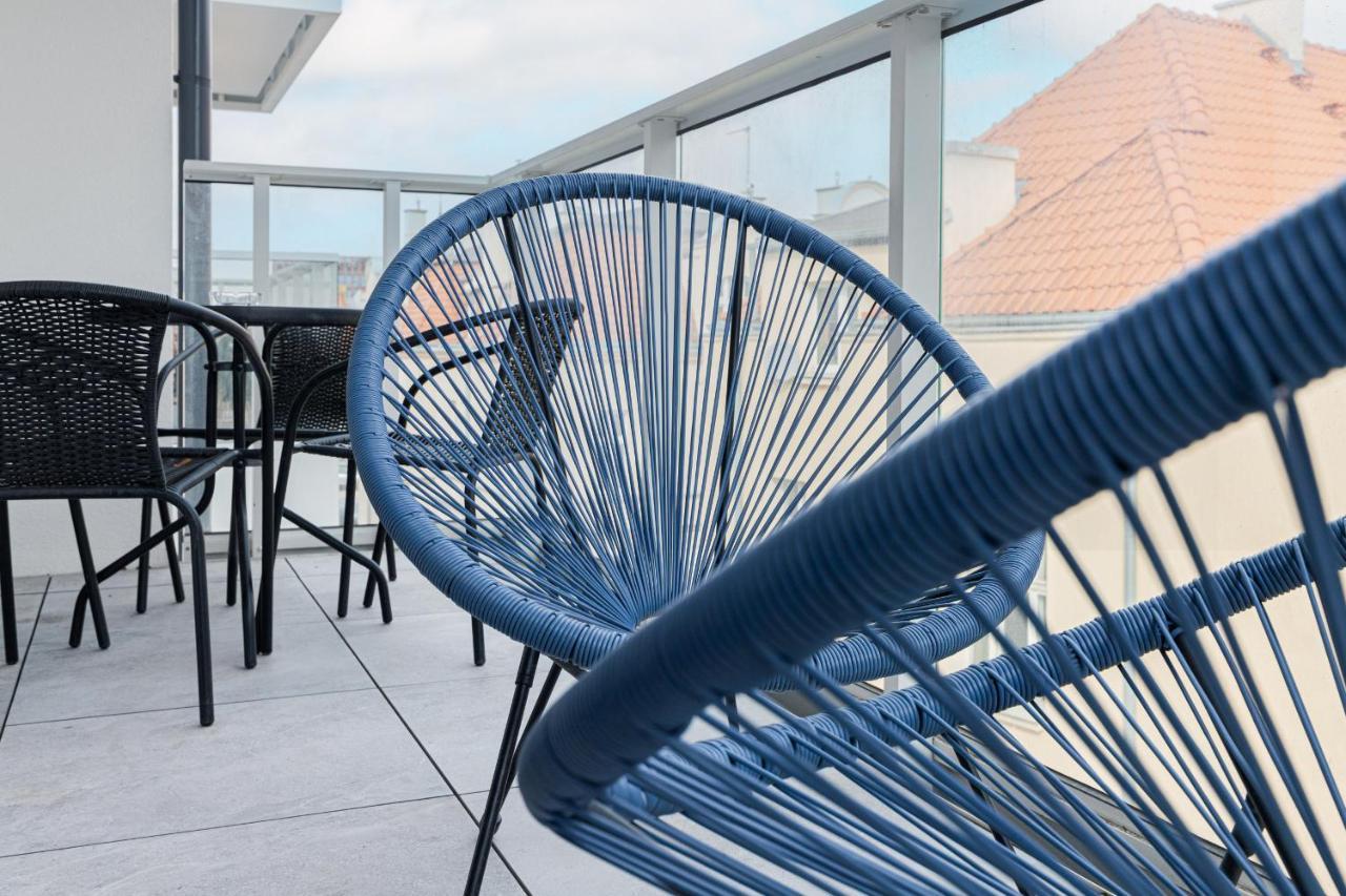 Kollataja With Parking By Renters Prestige Huoneisto *