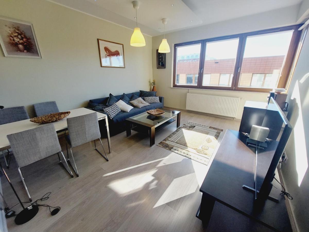 Garnizon 928 & Parking Apartament