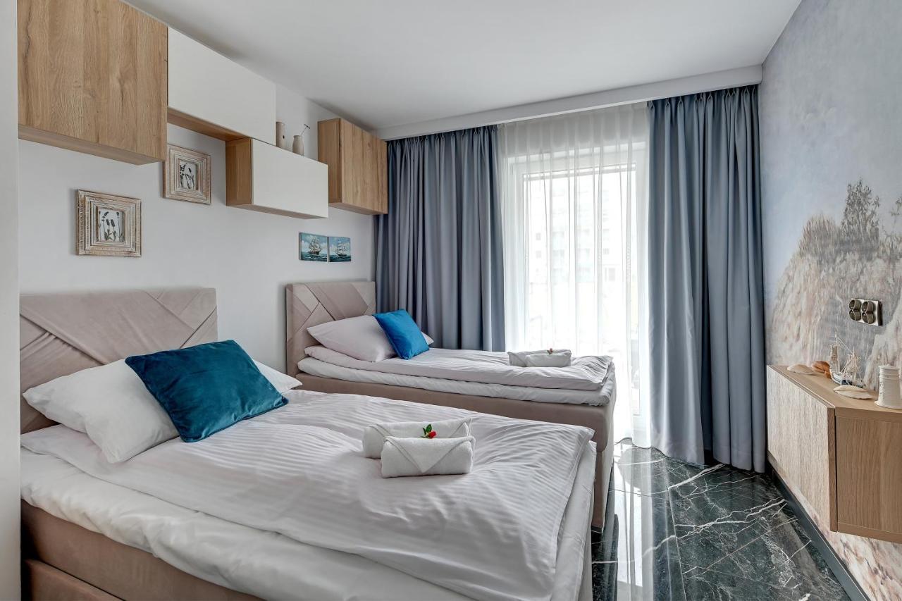 Apartment Wave Apartments-gold Exclusive *