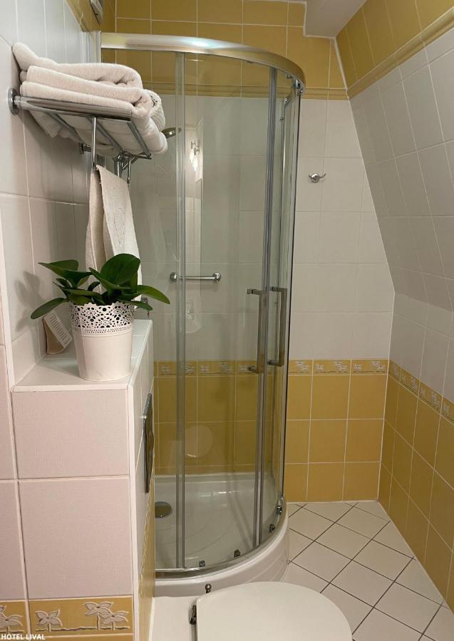 Lival Hotel