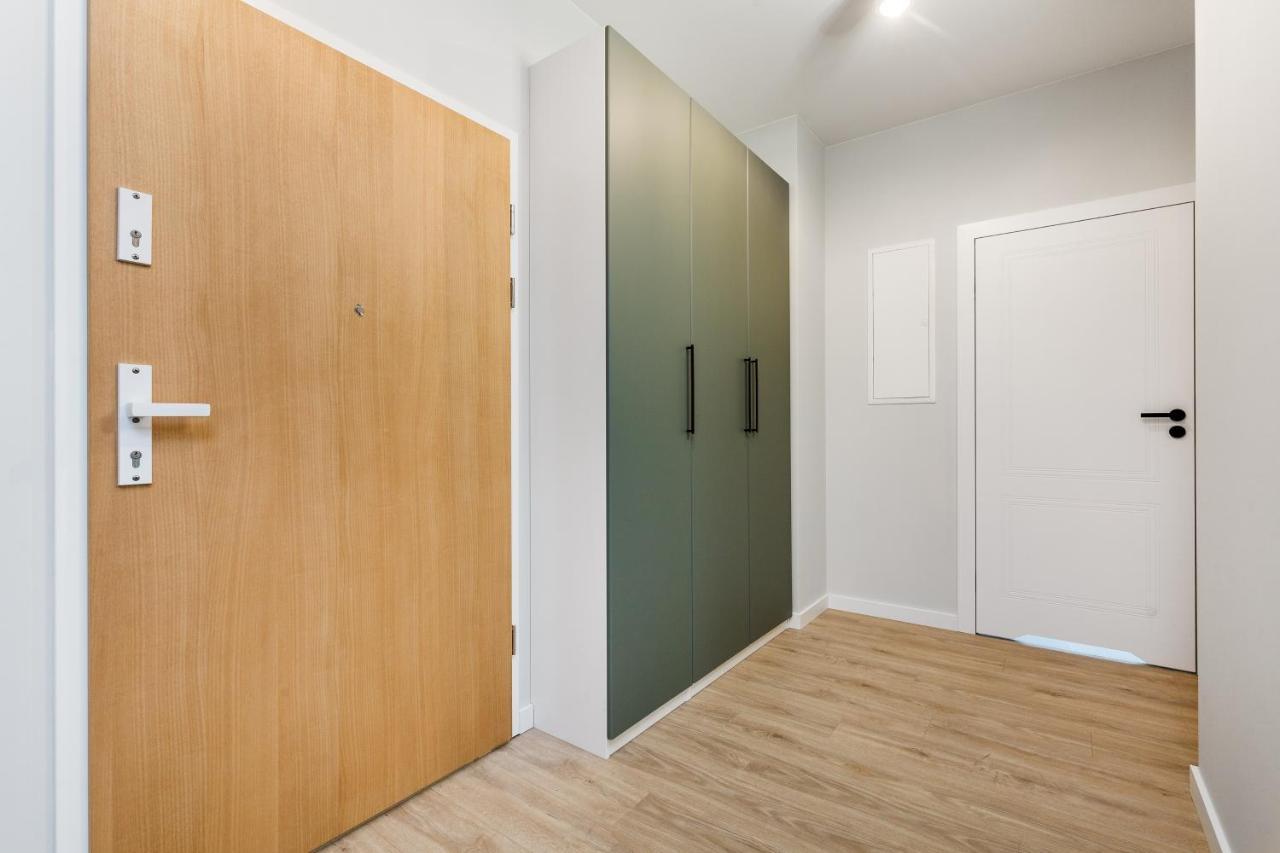 Uroczy ,,bursztynowy ,, Blisko Plazy , Parking W Cenie Apartment *