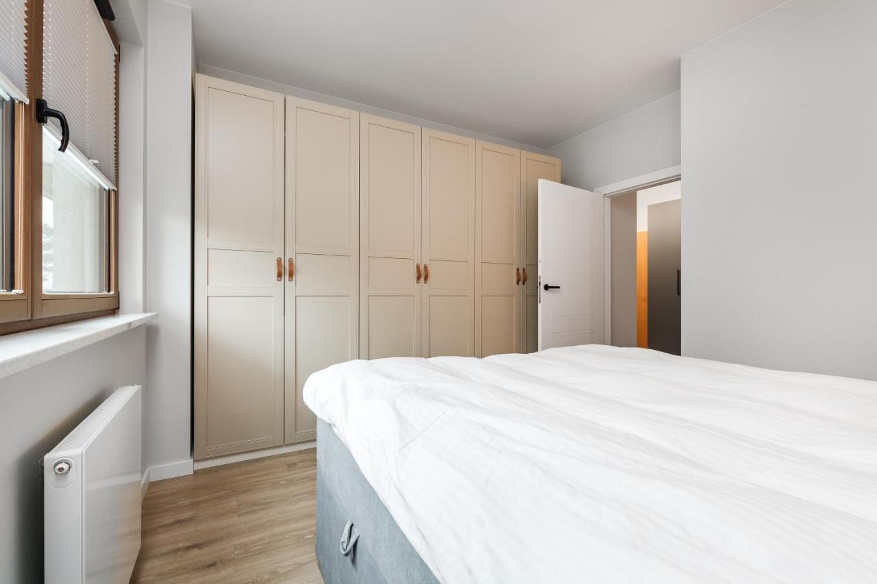 Uroczy ,,bursztynowy ,, Blisko Plazy , Parking W Cenie Apartment *