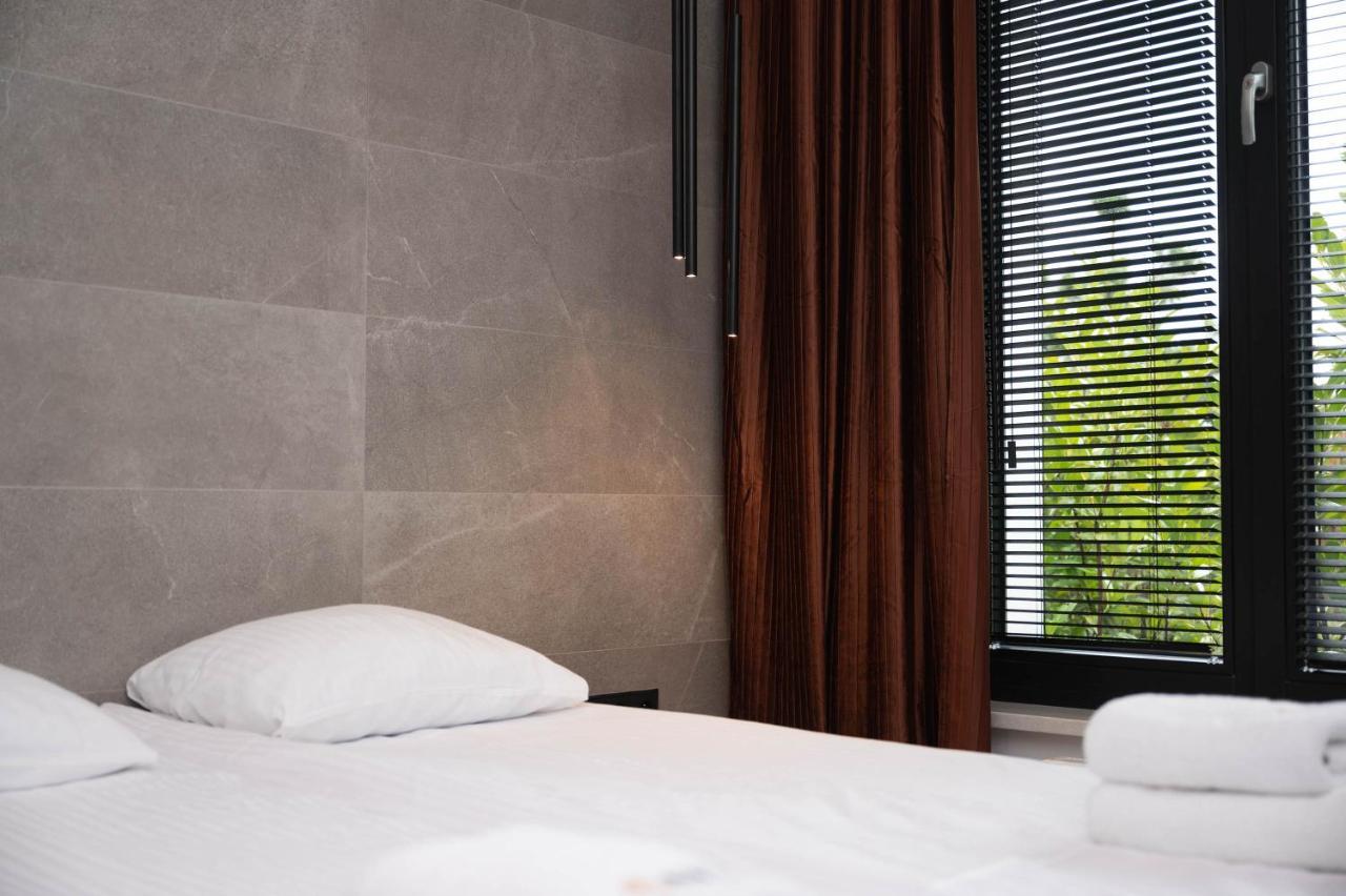 Apartment Black Diamond With Terrace - Botanica Jelitkowo By Oneapartments *