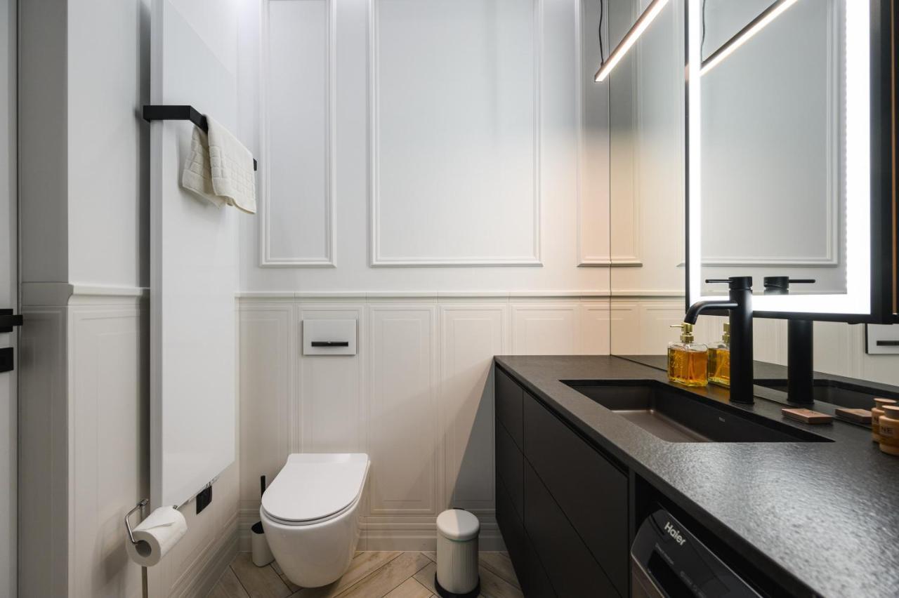 Apartment Black Diamond With Terrace - Botanica Jelitkowo By Oneapartments Gdansk
