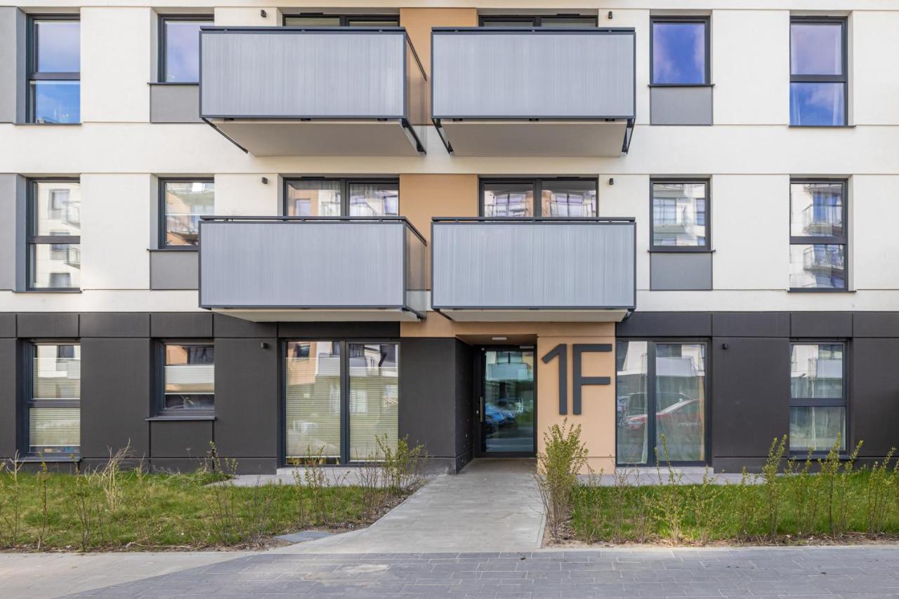 *modern Grey Garage* Apartment *