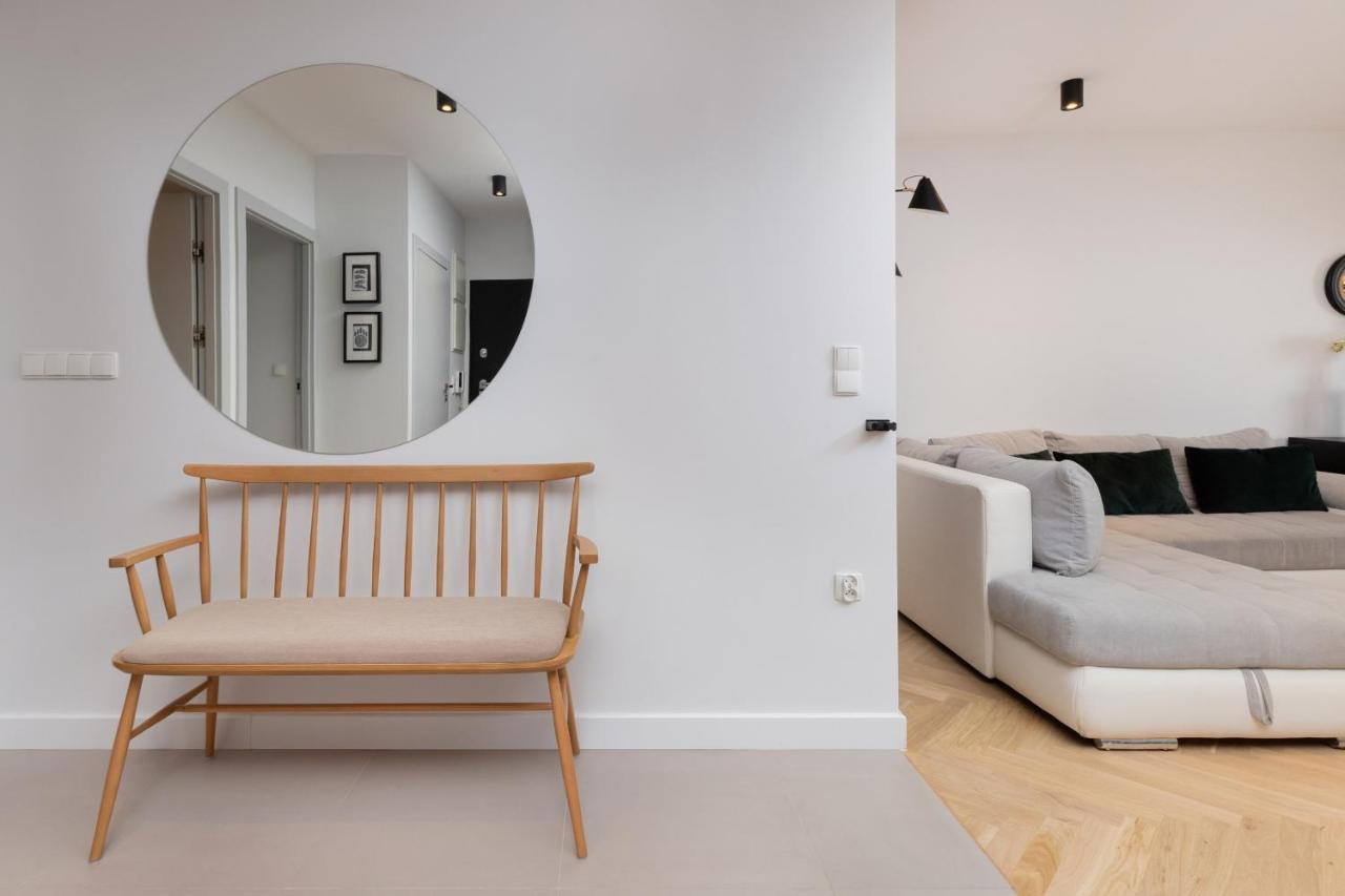 Apartment Superior With Balcony & Parking By Renters Prestige