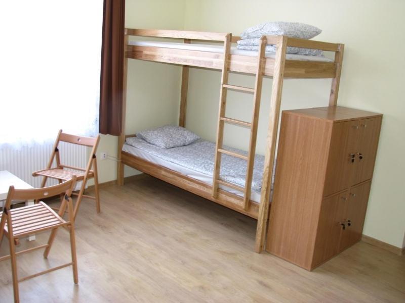 Hostel4u *