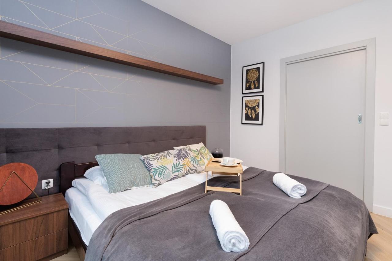 Apartment Superior With Balcony & Parking By Renters Prestige Gdansk