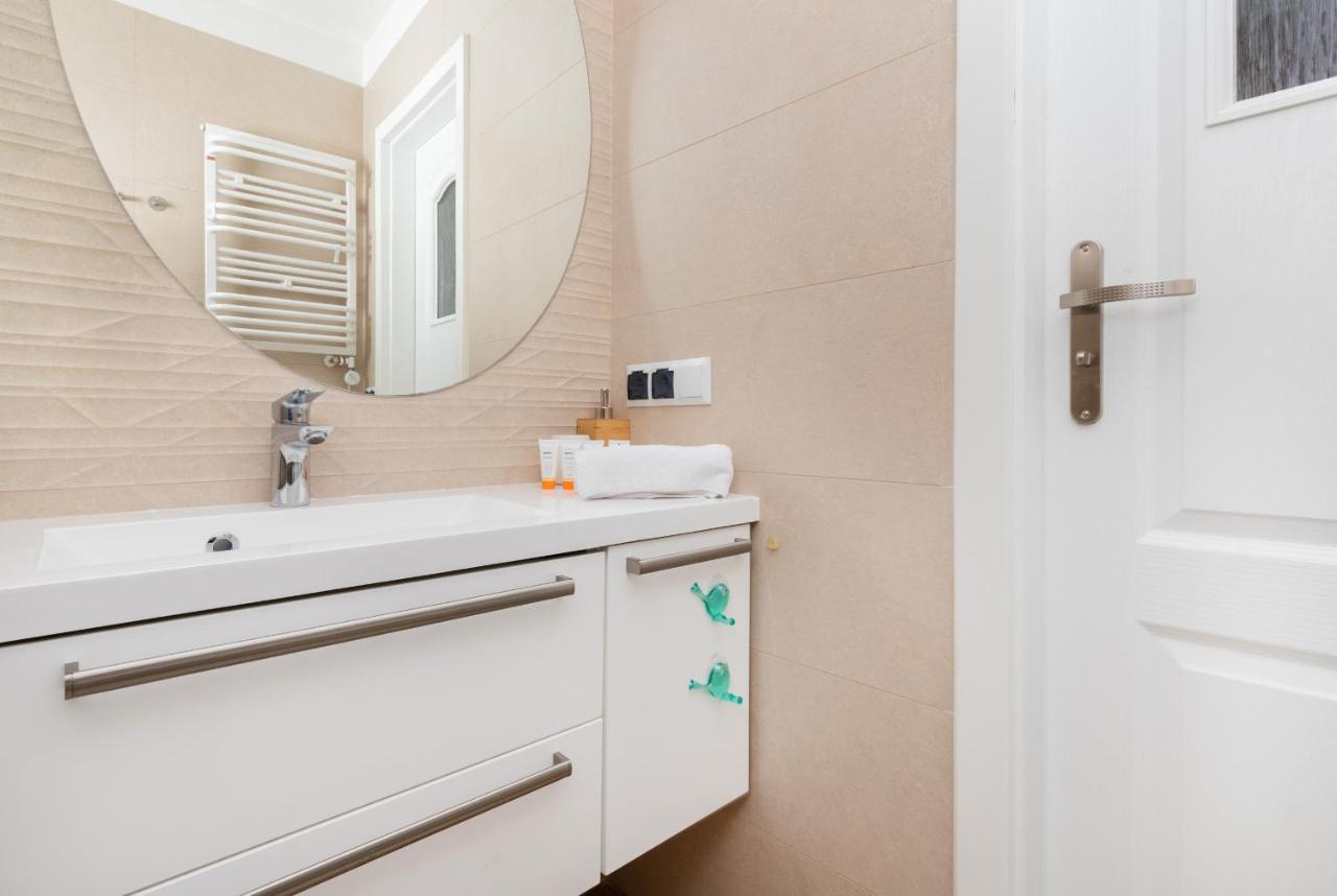 Old Town By Renters *